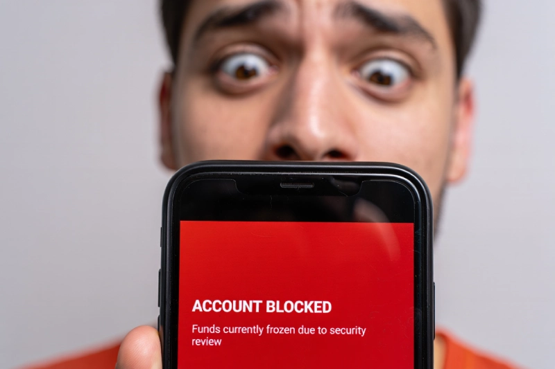 blocage pce compte bancaire commissaire justice